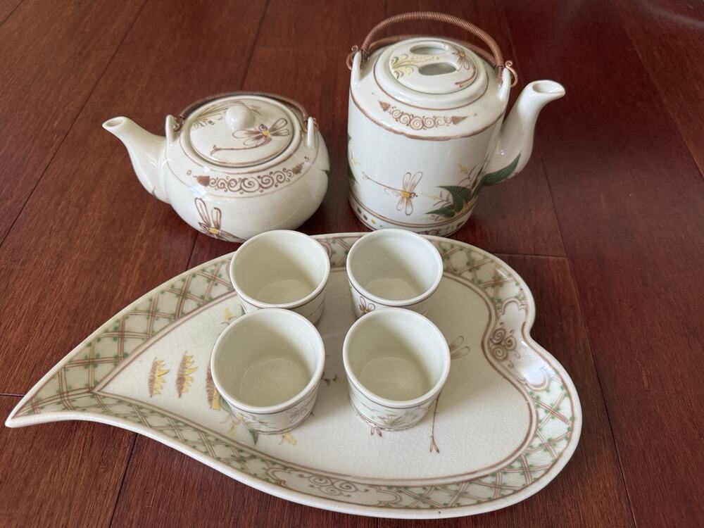 Chinese Porcelain Tea Set Dragonfly Motif 2 Teapots 4 Cups Leaf Tray Vintage